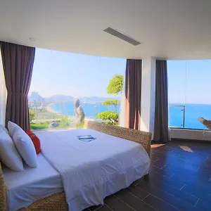 The Light **** Nha Trang