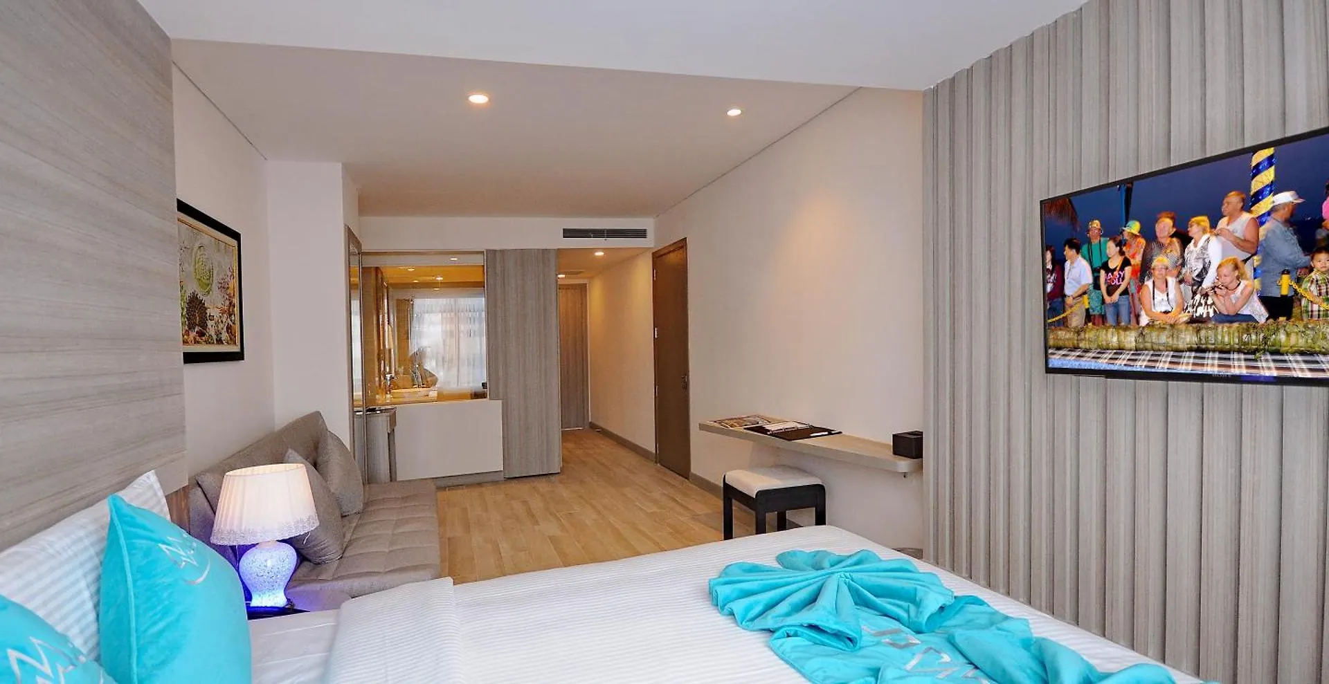 The Mcr Luxury Nha Trang Hotel